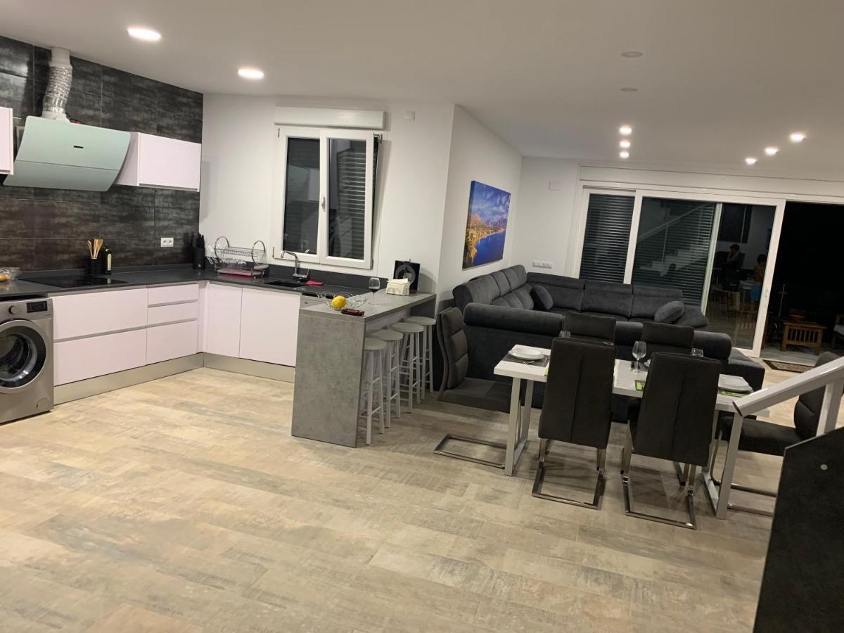 Villa Altea Lomalisa Екстериор снимка